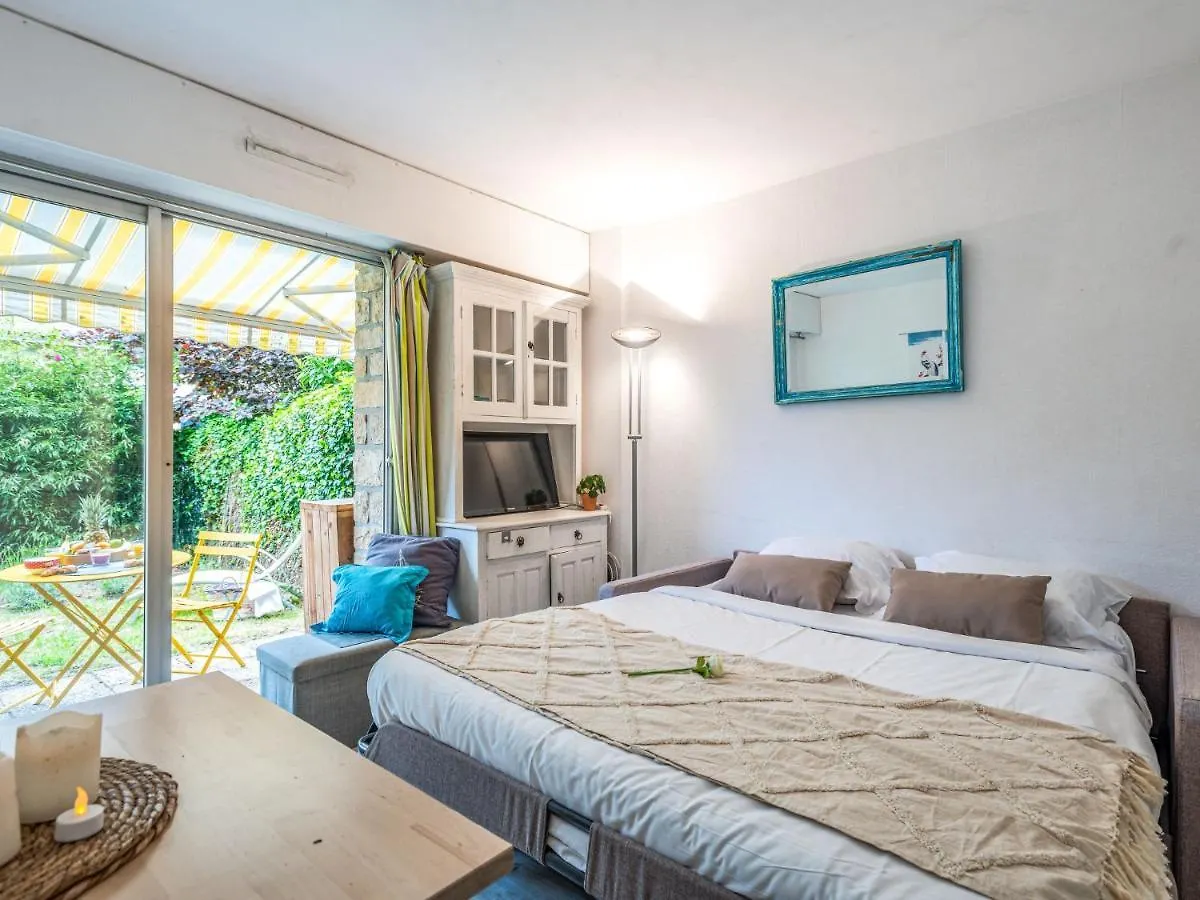 Apartment Studio Manoir Du Men Gwen-2 By Interhome Carnac